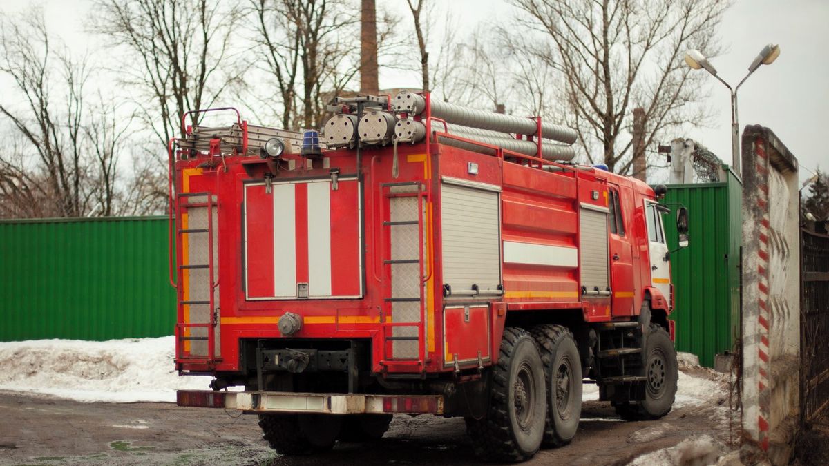 V moskevské továrně MiG hoří