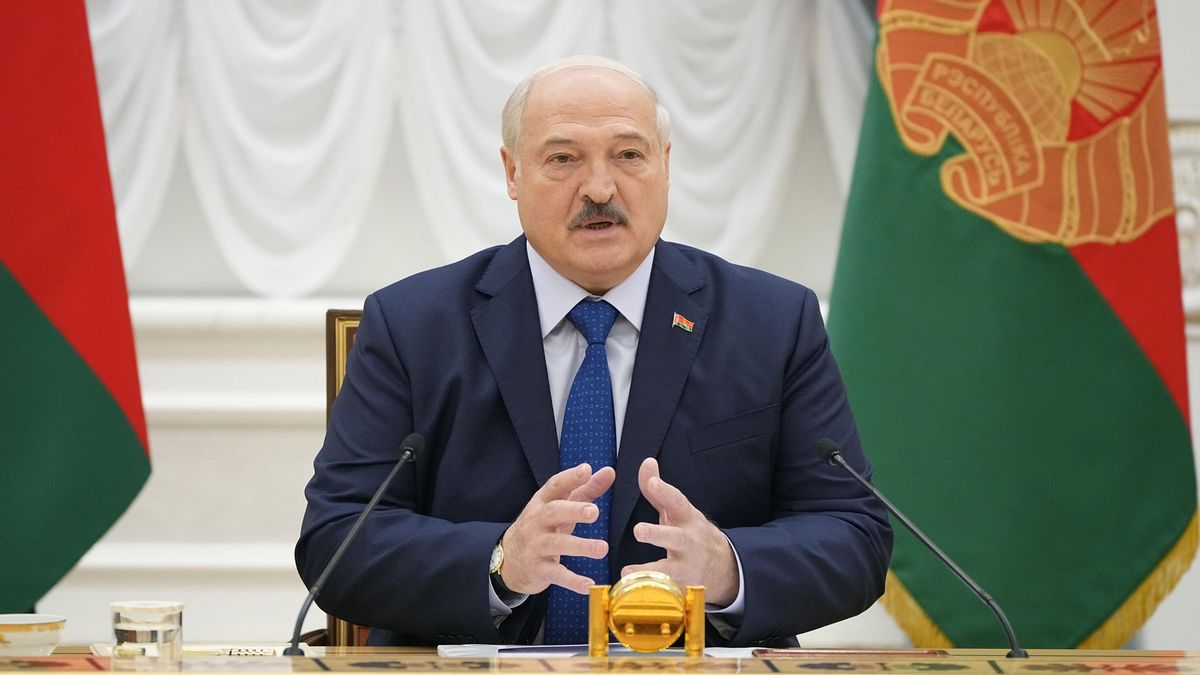 Jen co Bělorusko pozastavilo účast ve smlouvě o konvenčních zbraních, uvedlo, že je ji ochotno obnovit