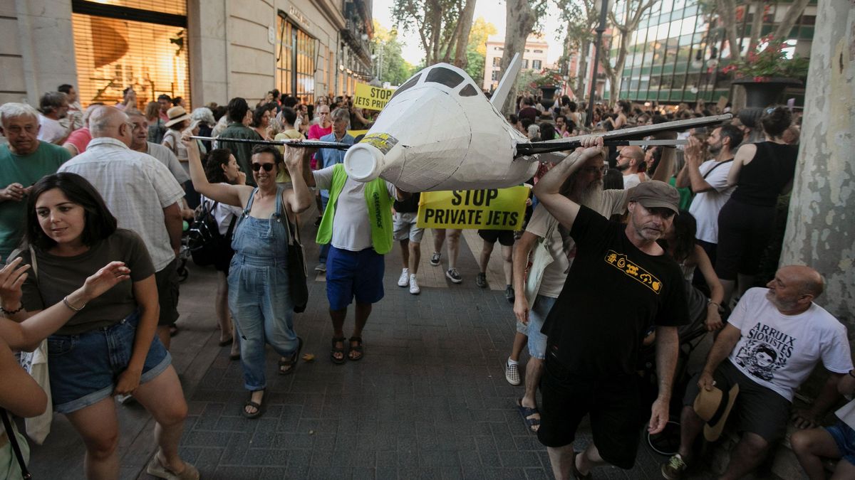 Nával turistů na Mallorce je neudržitelný, přijmeme „odvážná opatření“, oznámila baleárská vláda