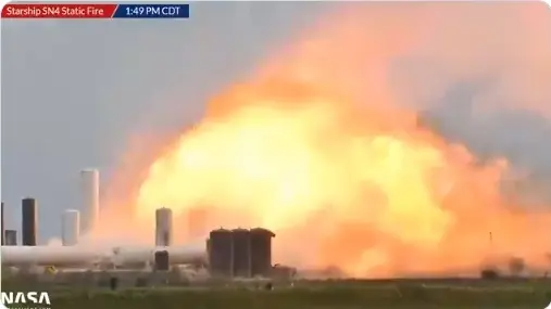 Výbuch prototypu nové rakety SpaceX