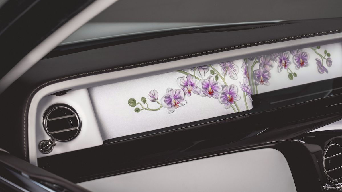 Jedinečný Rolls-Royce Phantom je inspirován orchidejí