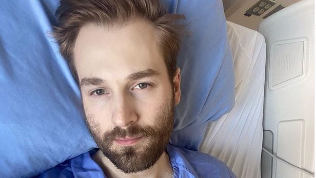 Třicetiletého muže trápil chrapot a bolesti zad, vyšetření odhalilo rakovinu plic
