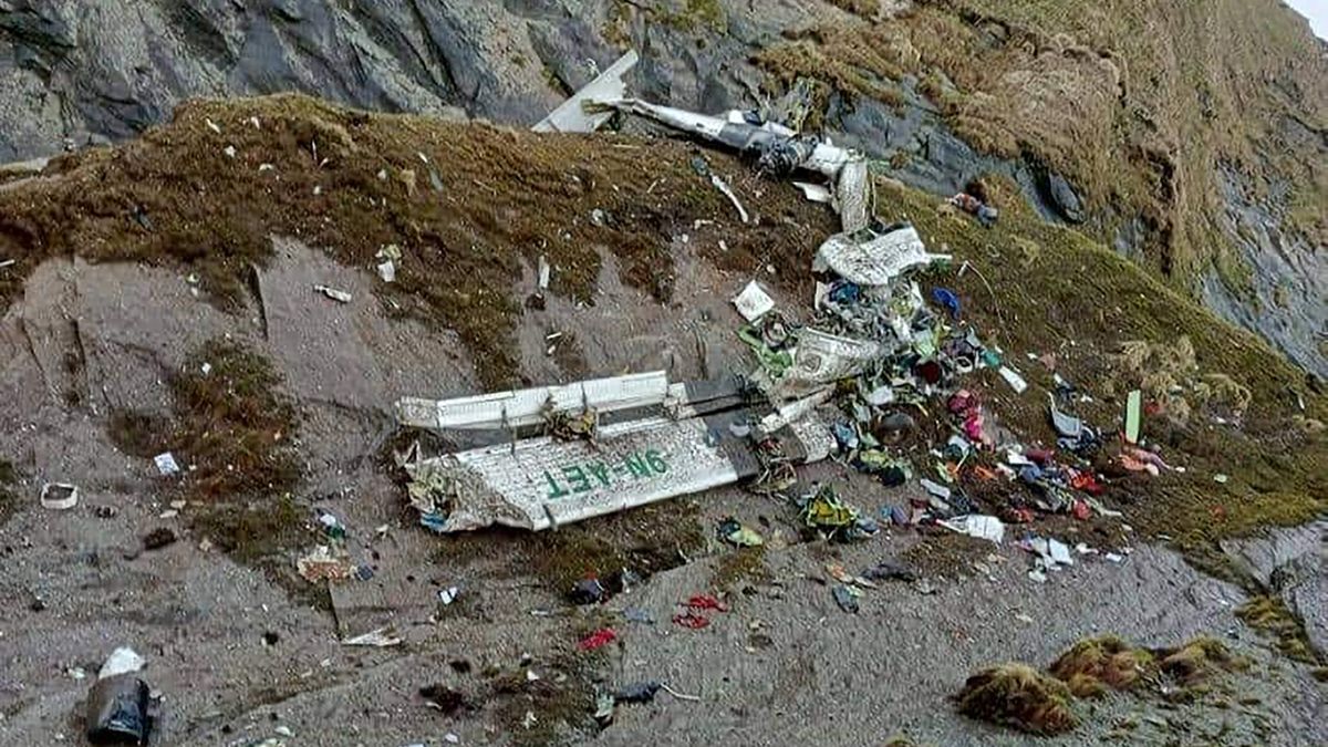 V Nepálu našli havarované letadlo