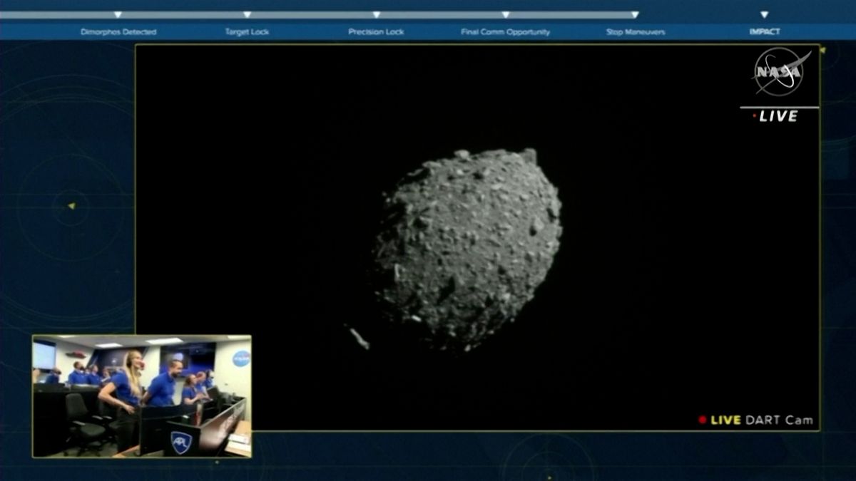 Test planetární obrany: Sonda NASA zasáhla asteroid