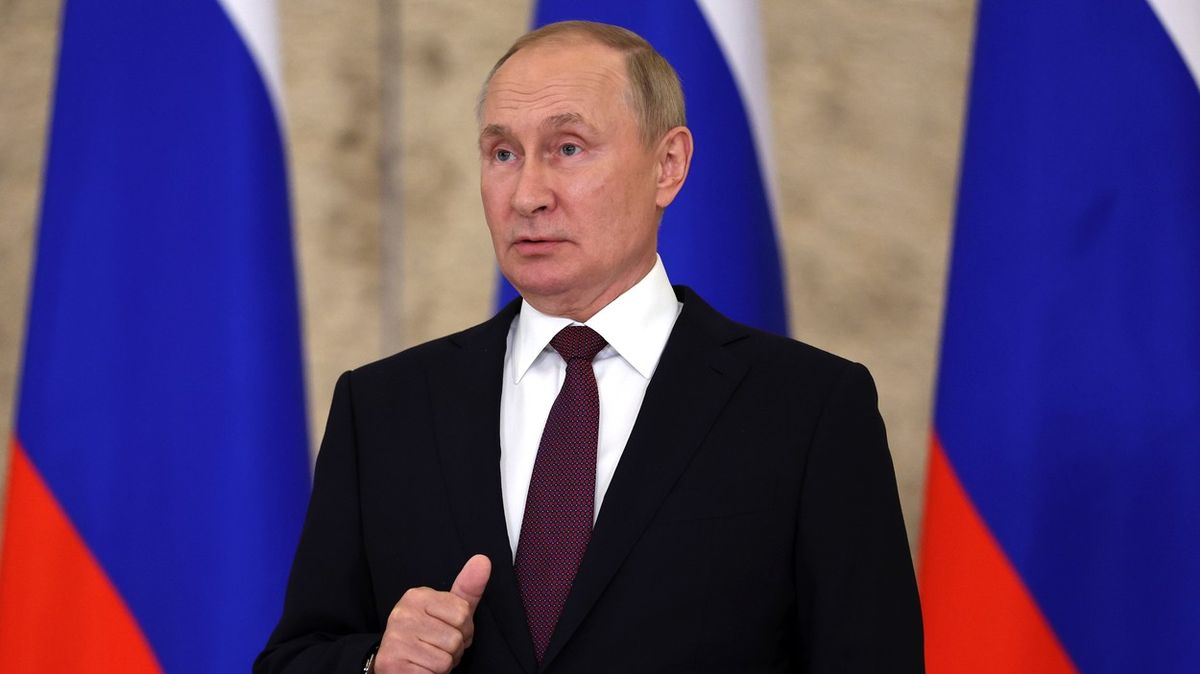 Putin: Rusko na Ukrajině podniklo výstražné údery. Další mohou být silnější