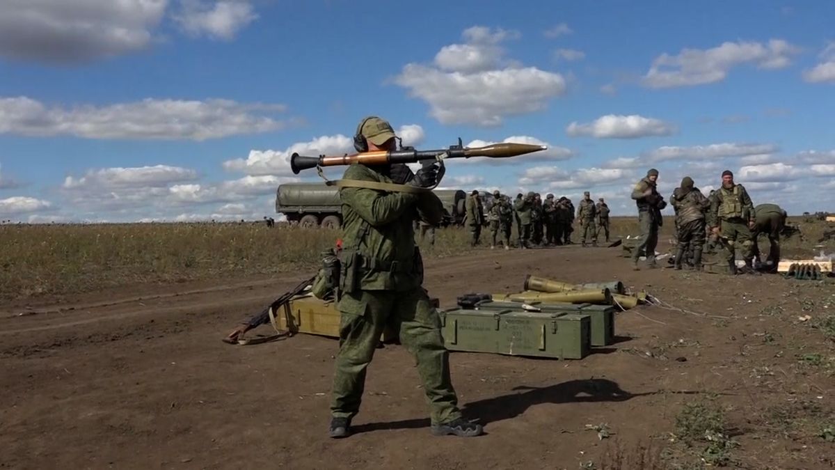 Ruská televize zveřejnila záběry z výcviku mobilizovaných