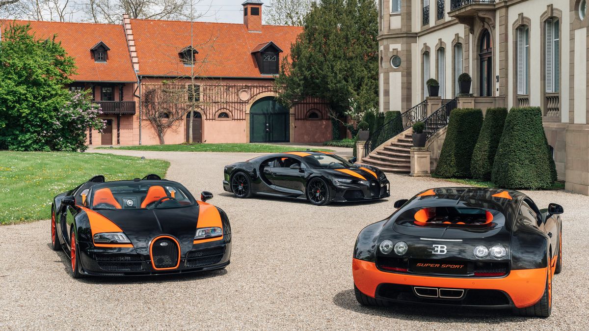 Collezione unica di auto Bugatti.  Il suo proprietario ha tre detentori del record mondiale