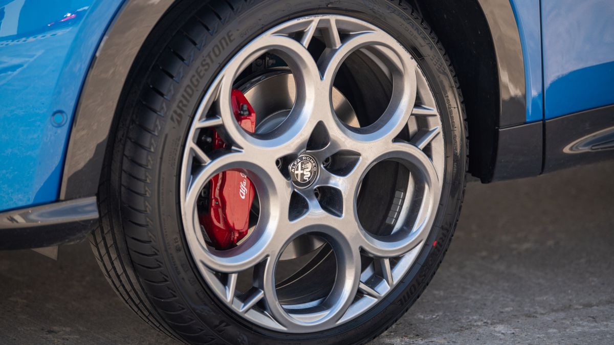 Alfa Romeo chystá velké elektrické SUV