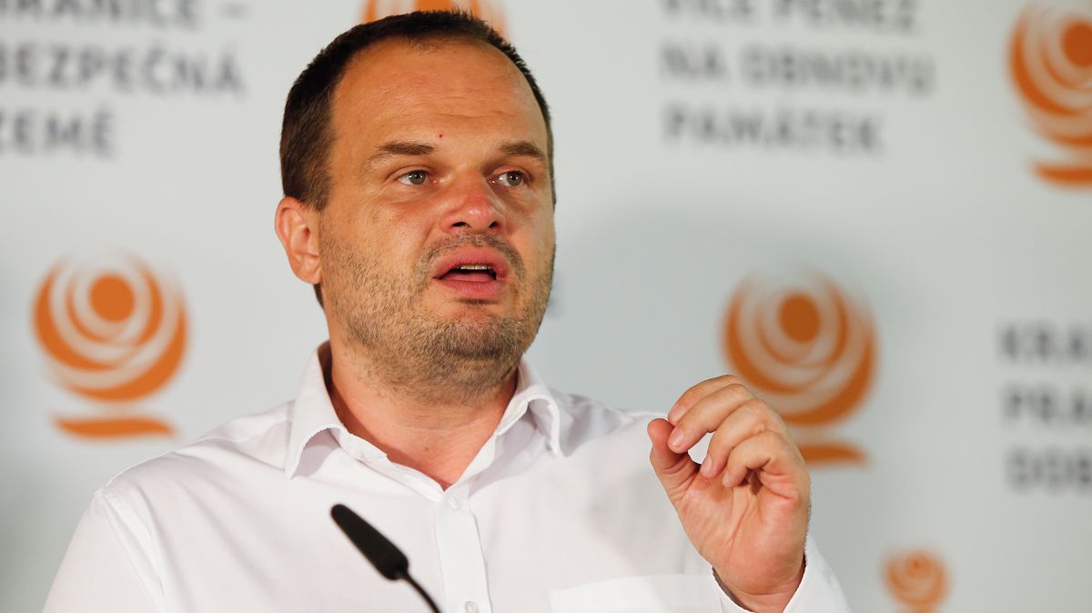 ČSSD mění název na Sociální demokracii