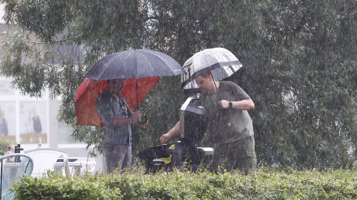 Déšť bude vydatný, hrozí silné bouřky a povodně, varují meteorologové