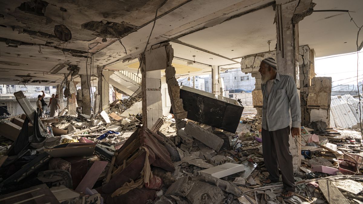 „Následky destrukce neseme my.“ Palestinci v Gaze vystupují proti Hamásu