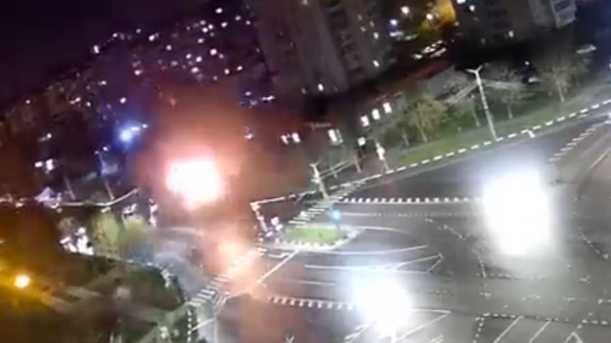 Kamera zachytila explozi bomby, kterou si Rusové shodili na Bělgorod