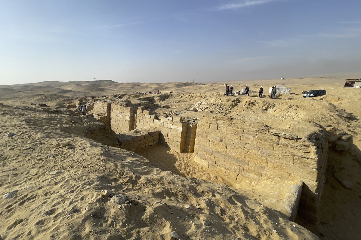 Čeští egyptologové našli v Sakkáře ztracenou hrobku významného úředníka