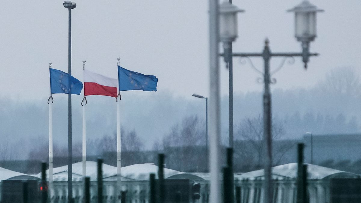 Polská pohraniční stráž žádá o dalších tisíc vojáků na hranici s Běloruskem
