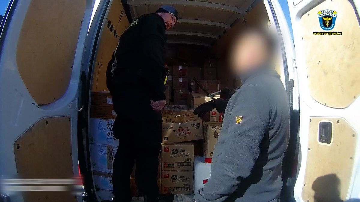 Mongol na Hané v přetížené dodávce vezl nelegální alkohol