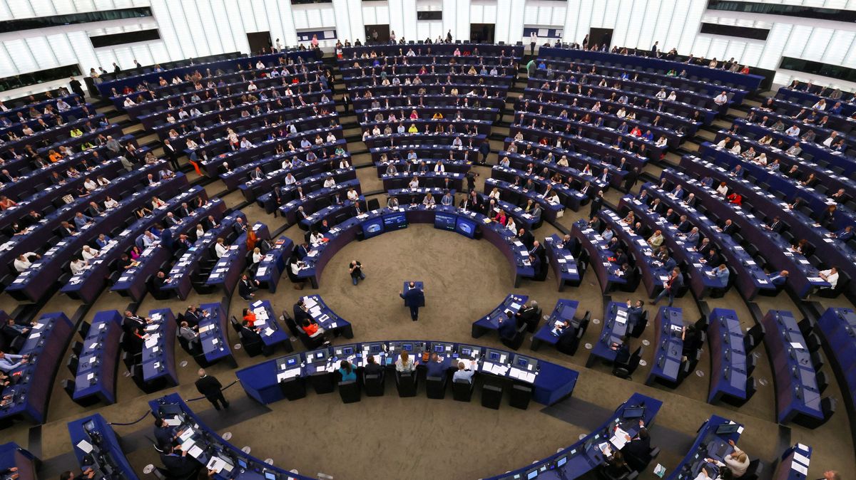 Drama do poslední chvíle. Europoslanci schválili balík zákonů, který má vyřešit migraci
