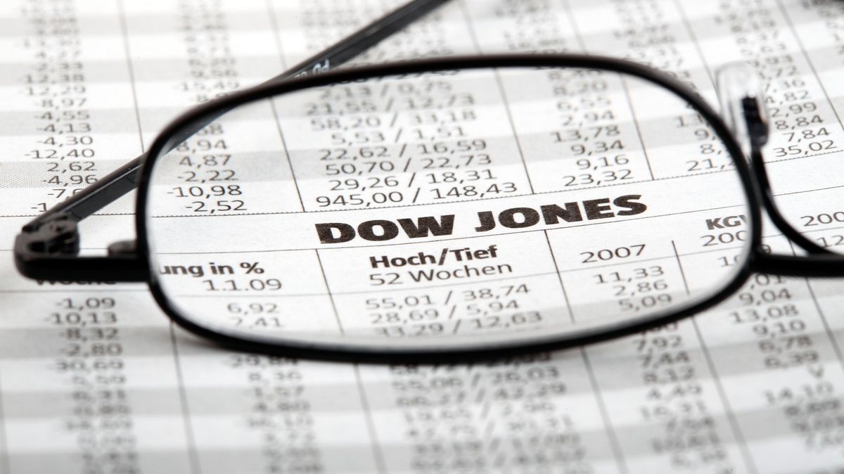 Dow Jones poprvé přes 40 000 bodů