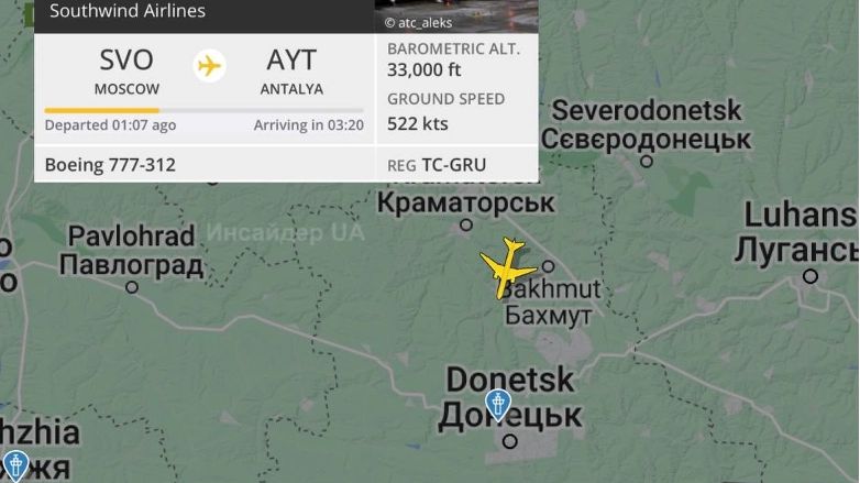 Turecké dopravní letadlo si podle záznamů střihlo cestu z Moskvy přes místa těžkých bojů