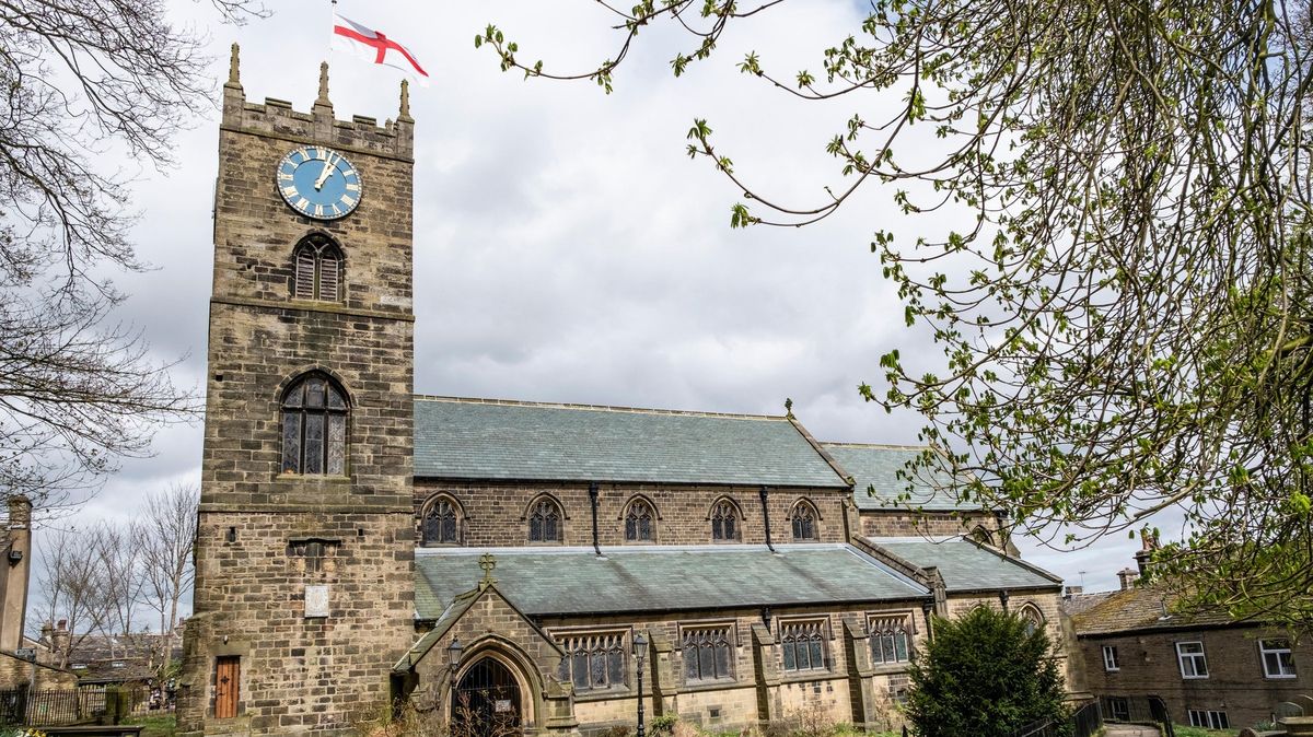 Hodiny na kostelní věži po 150 letech utichly po stížnosti jediného člověka