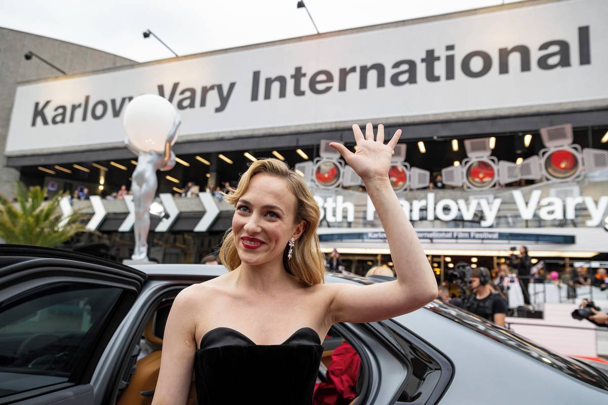 Vary svítí. Elizaveta Maximová