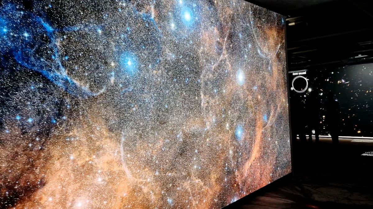 Brněnská hvězdárna má novou expozici o skrytých jevech ve vesmíru