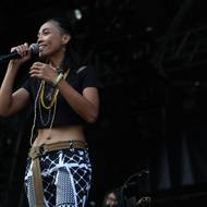 Zpěvačka Sauljaljui vystoupila na Drive Staģe Colours of Ostrava.