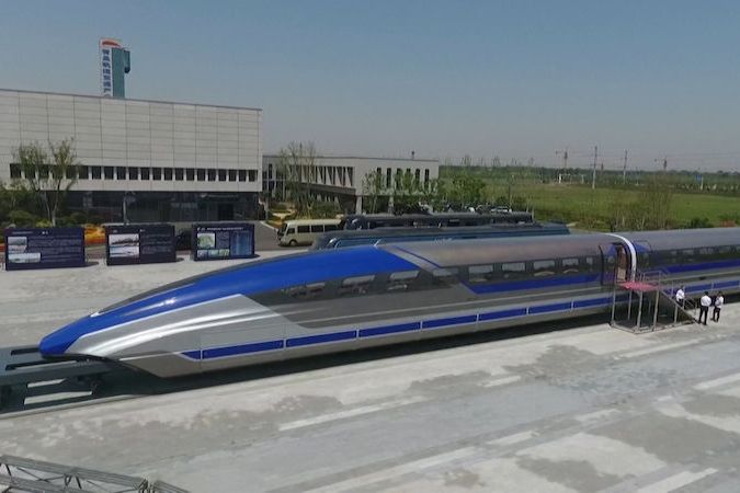 BEZ KOMENTÁŘE: V Číně testovali vlak maglev jedoucí 600 km/h