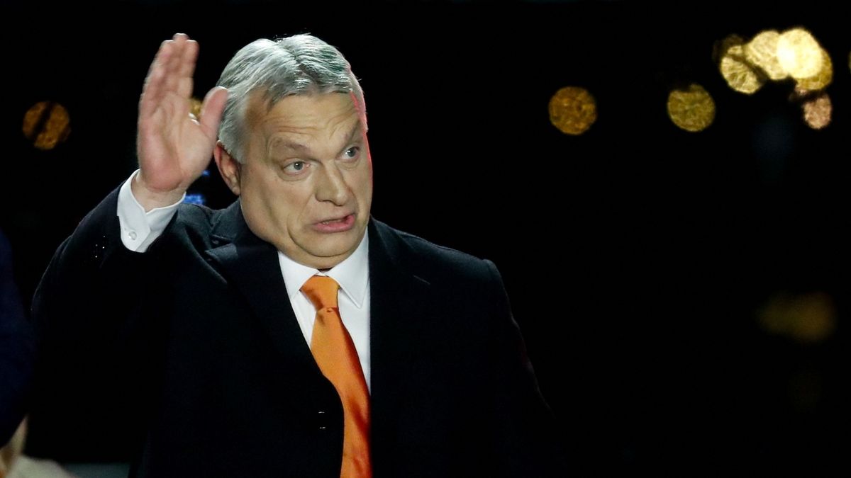 Maďarsko odmítá, že by o útoku vědělo předem. A zbraně do války nedodá