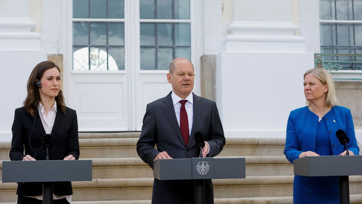 Scholz podpořil vstup Finska a Švédska do NATO