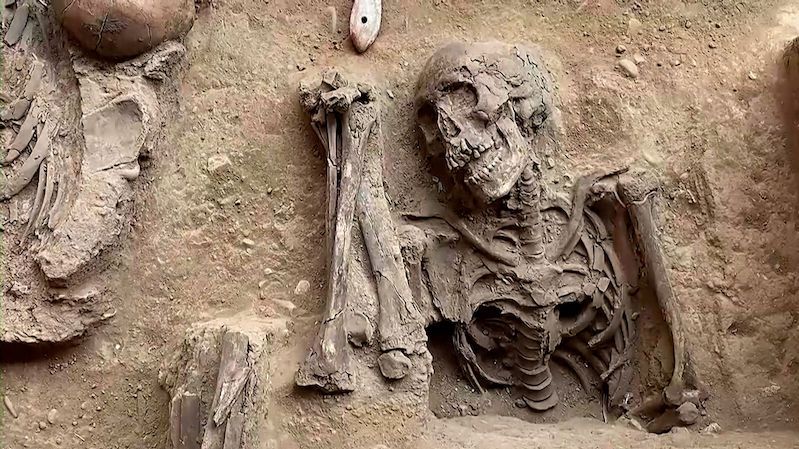 Archeologové objevili pozůstatky prvního španělského hřbitova v Limě