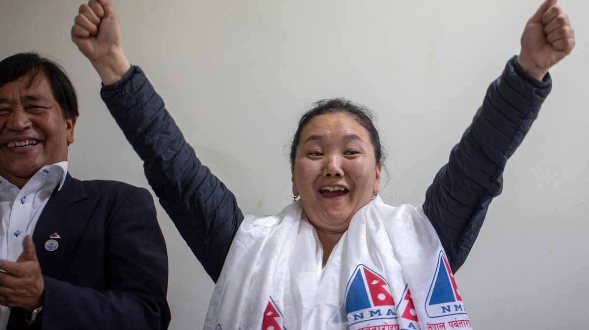 Žena utvořila nový rekord. Everest zdolala podesáté
