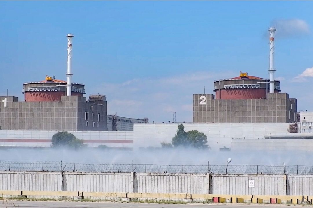 Záporožská jaderná elektrárna po ruském ostřelování. 