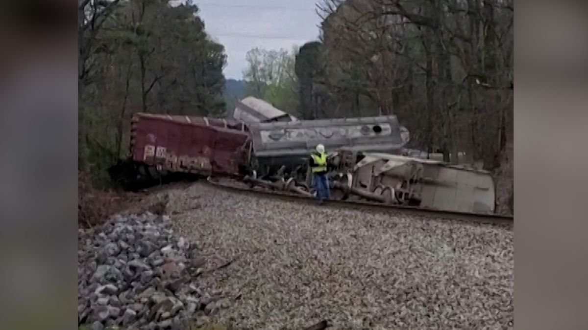 Další vlak společnosti, která zamořila Ohio, vykolejil. Je to počtvrté za měsíc