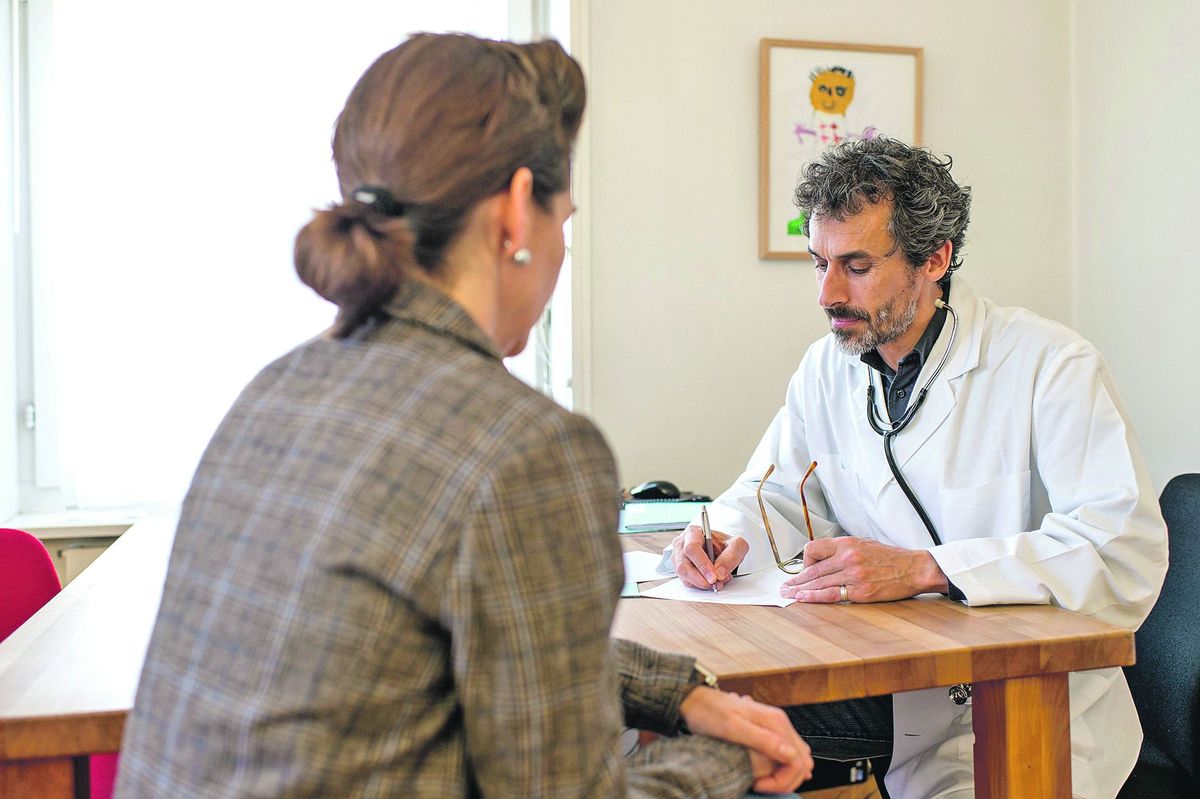 Praktici z Ukrajiny stále nemohou léčit, lékařů je přitom nedostatek