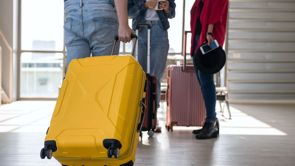 Zloději v Barceloně ukradli ruským turistům šperky za 200 milionů korun