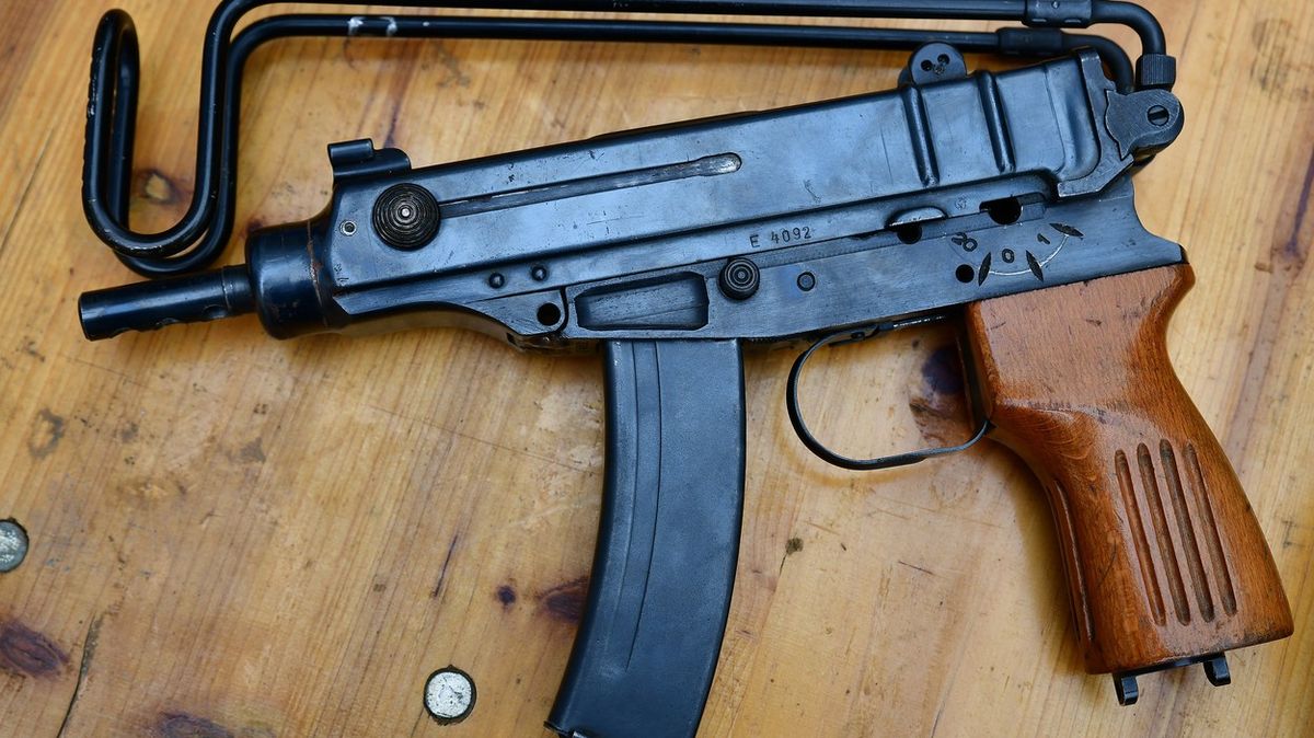 Britské gangy používají české samopaly Škorpion, už s nimi i zabíjejí