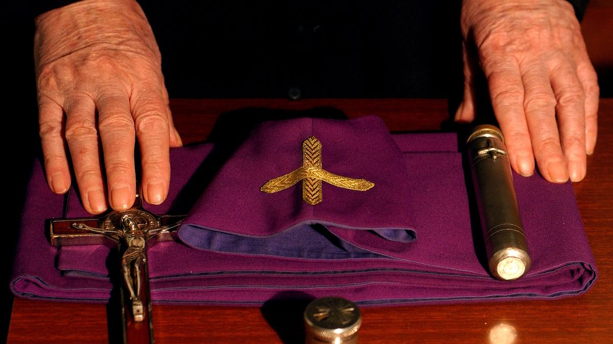 Církev potřebuje více vymítačů ďábla, tvrdí nový šéf exorcistů