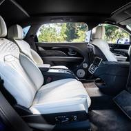 Bentley Bentayga EWB Mulliner