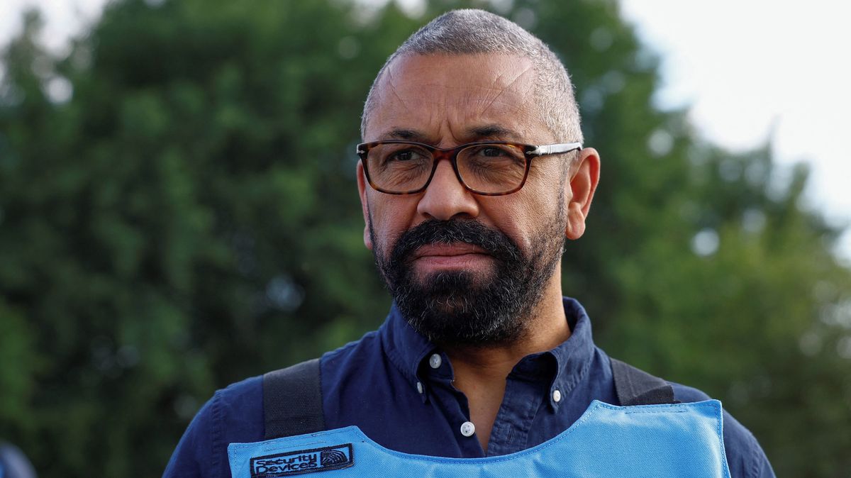 Británie chce sankce pro Rusko do doby, než Moskva zaplatí za obnovu Ukrajiny