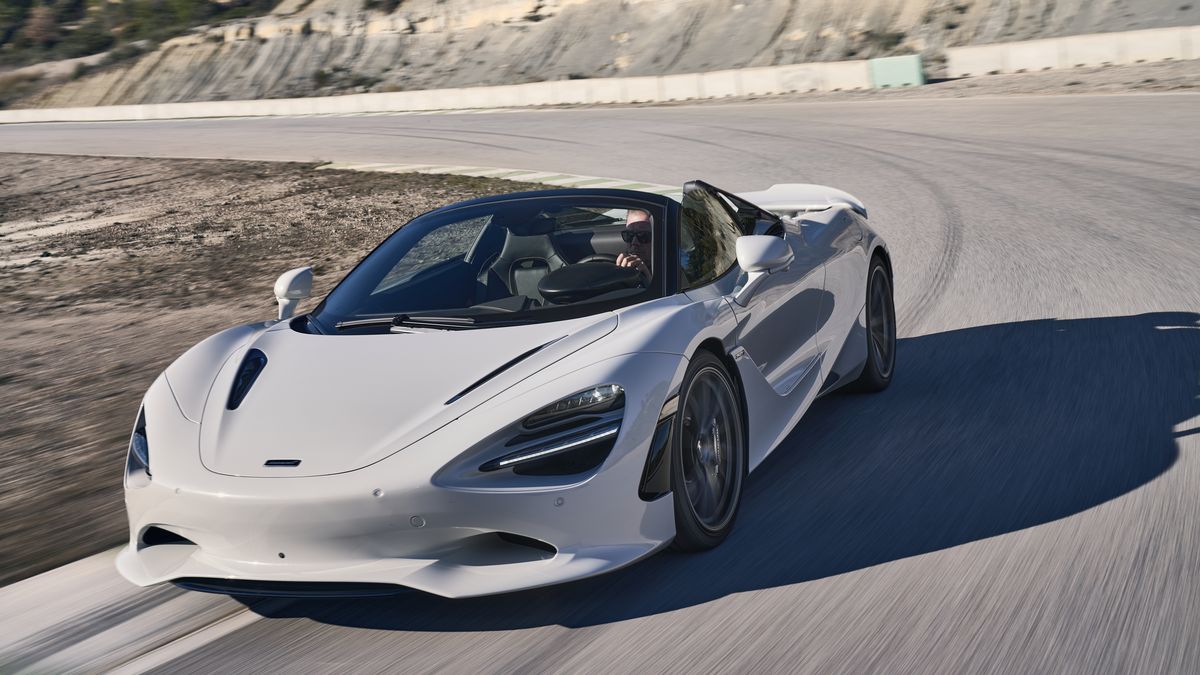 Postavit skutečný elektrický supersport ještě není možné, tvrdí McLaren