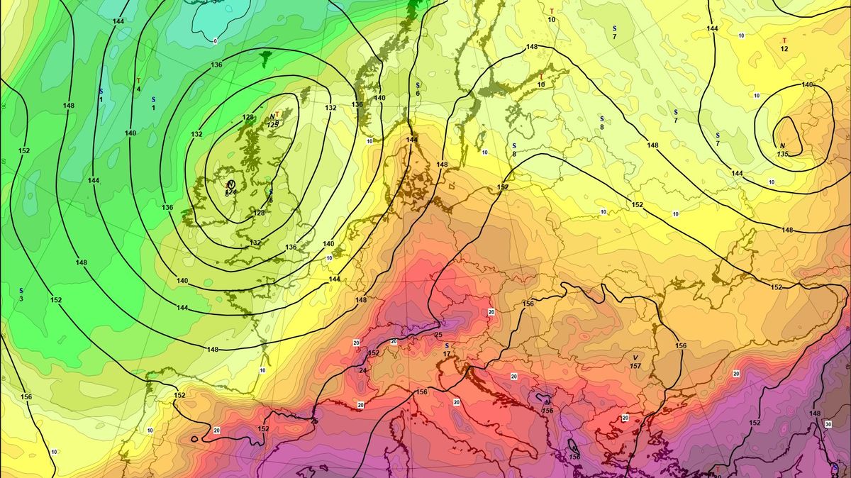 Vedro udeří ještě víc, než se čekalo. V neděli raději nevycházet, doporučují meteorologové