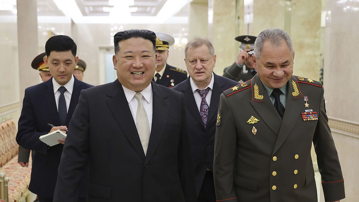 Kim pojede za Putinem