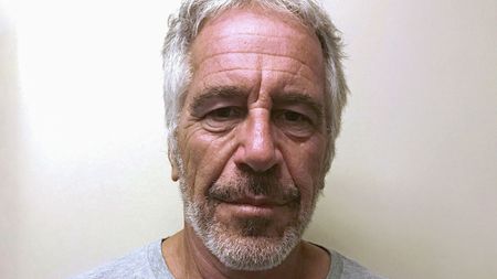Epstein spáchal sebevraždu, nikoho nevydíral, vyšetřování uzavřeno. To je poslední kapka, zuří Musk