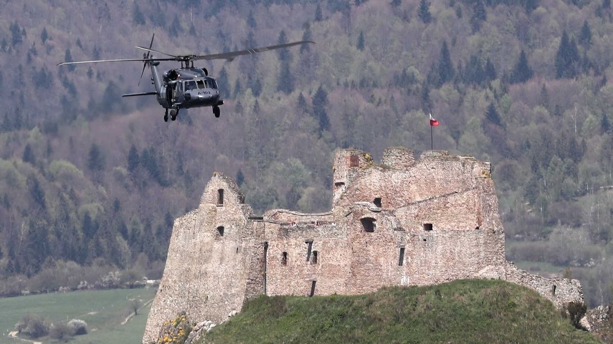 Pilot vrtulníku, který na pikniku v Polsku strhl dráty, už způsobil smrtelnou nehodu