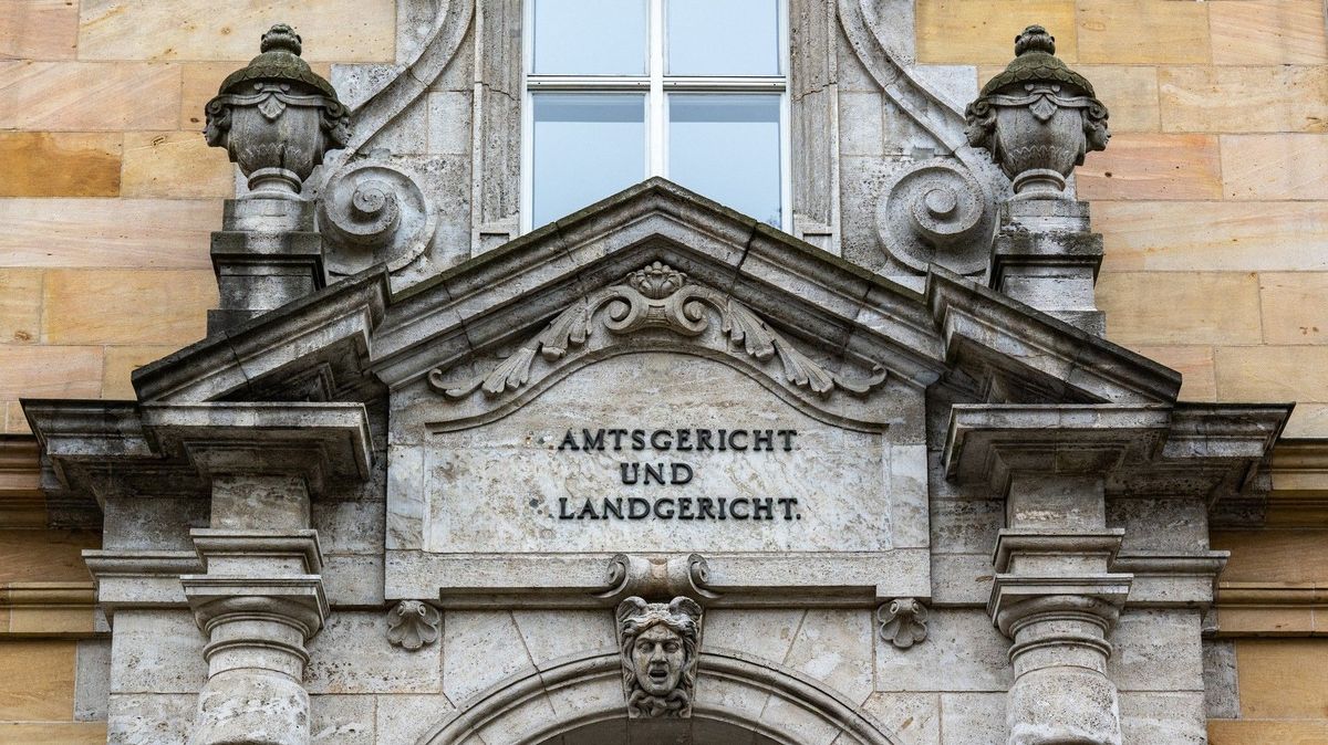 „Plně integrovaný“ pachatel série sexuálních deliktů včetně znásilnění v Regensburgu vyvázl s podmínkou