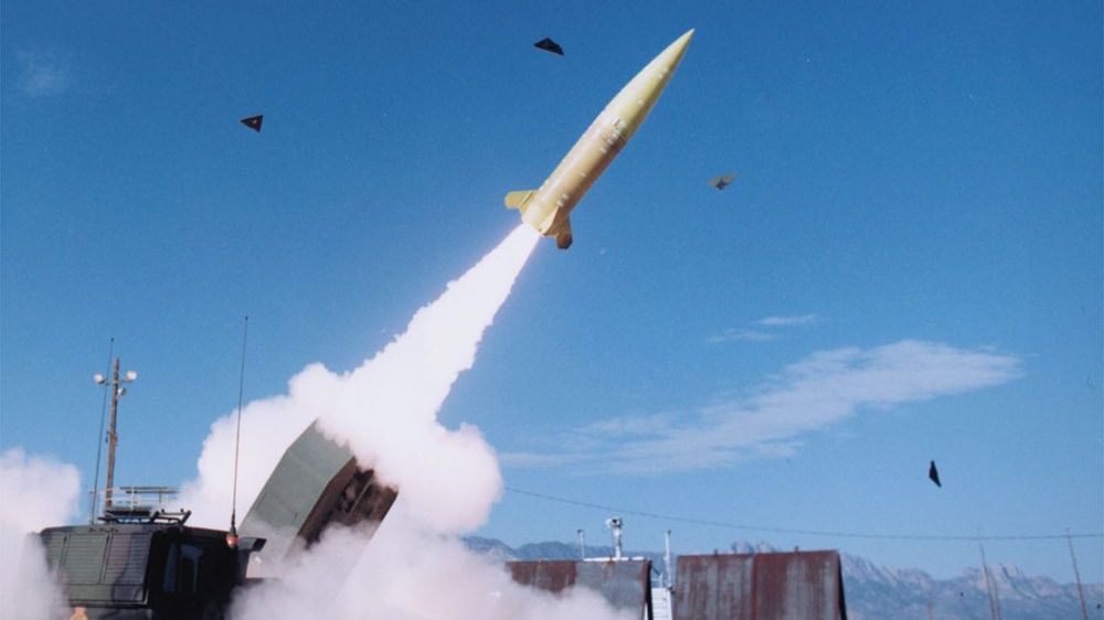Ukrajinci poprvé použili rakety ATACMS. Cílem byla letiště v Berďansku a Luhansku