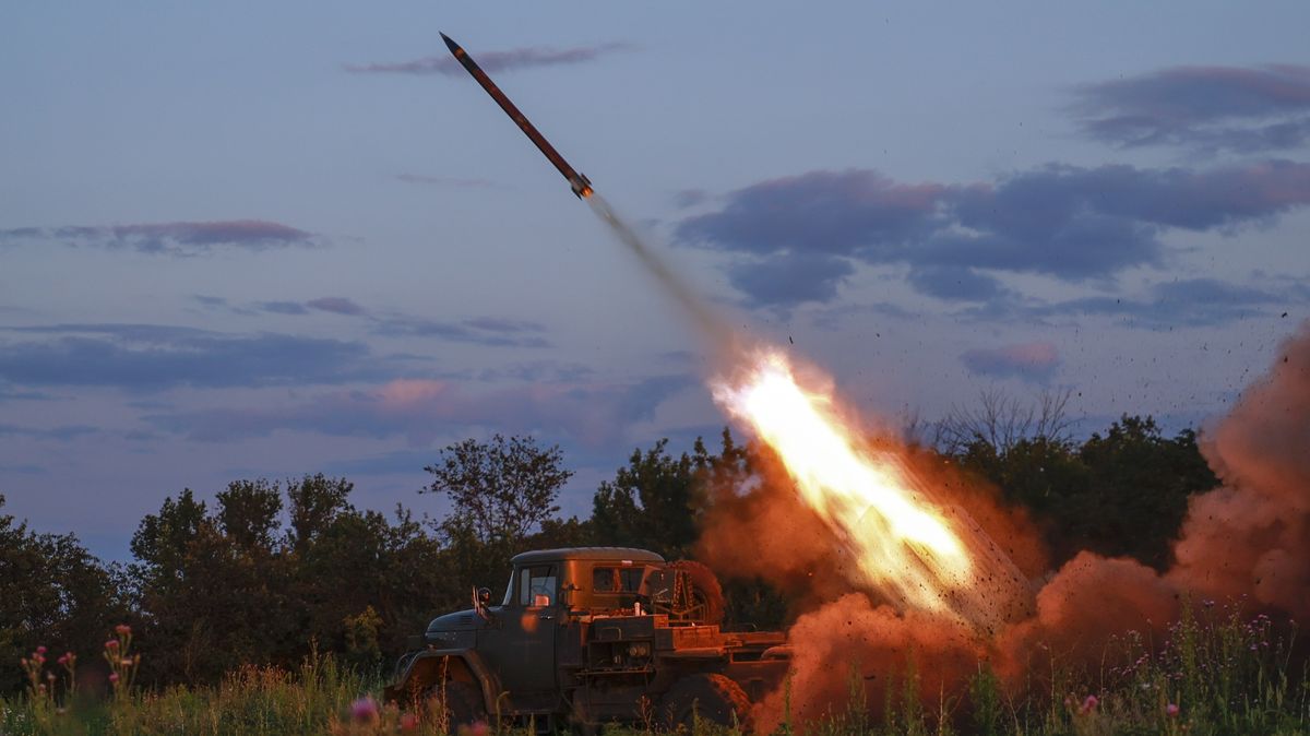 Ukrajinské jednotky na jižní frontě dál postupují, hlásí Kyjev
