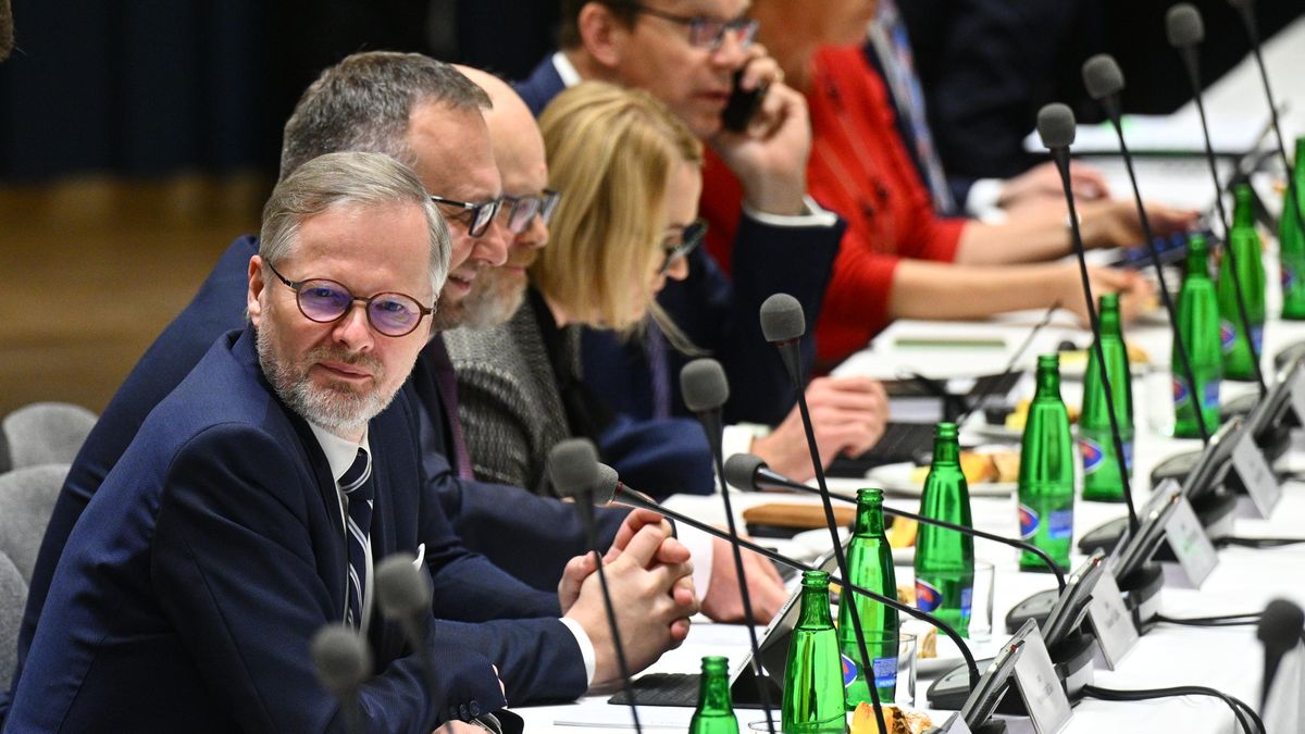 Vláda schválila další peníze na munici pro Ukrajinu