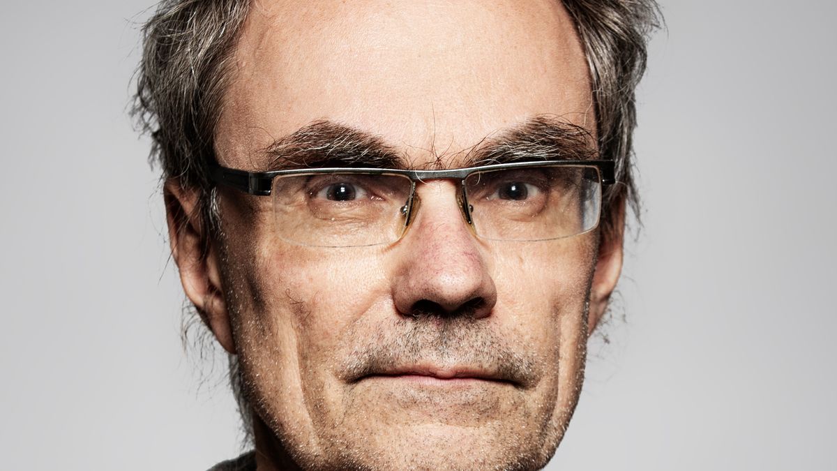 KOMENTÁŘ: Plivání na hroby padlých - Alex Švamberk