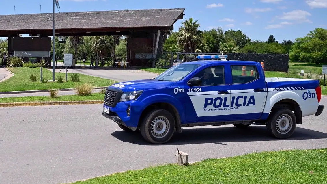 Patnáctiletý střelec v Argentině zabil 13letého školáka